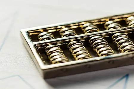 原油对冲交易策略揭秘